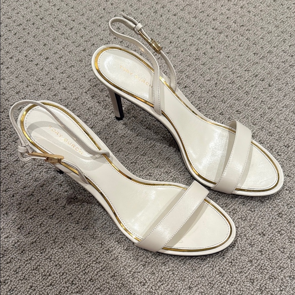 Elegant White Heeled Sandals